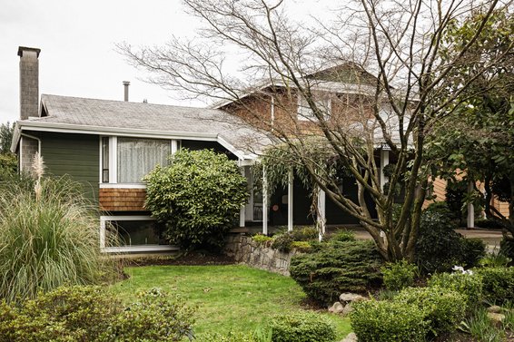 2321 Kirkstone Road, North Vancouver