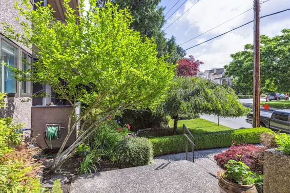 205 341 Mahon Avenue, North Vancouver For Sale - image 18