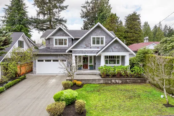 3476 Wellington Crescent, North Vancouver