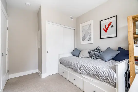 211 1496 Charlotte Road, North Vancouver For Sale - image 19