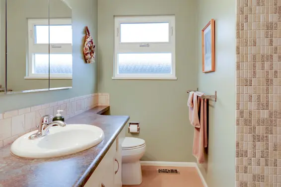 Bathroom - 2730 Eastern Avenue, North Vancouver  