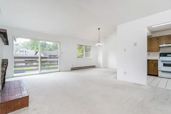 2040 Sandown Place, North Vancouver For Sale - image 15