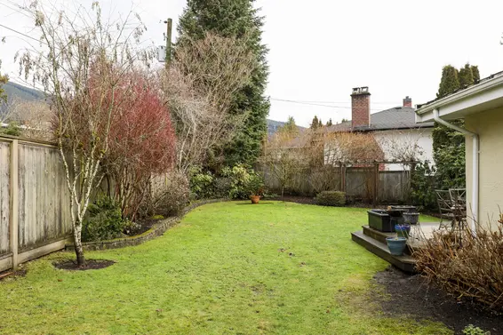 1042 Kennedy Avenue, North Vancouver For Sale - image 21