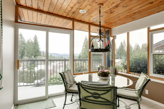 Sun Room - 4775 Tourney Road, North Vancouver  