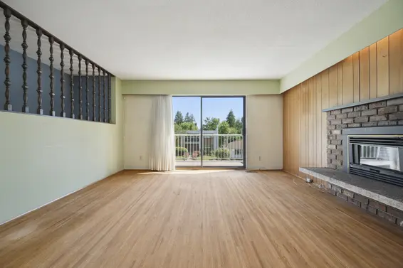 546 West 20th Street, North Vancouver For Sale - image 4