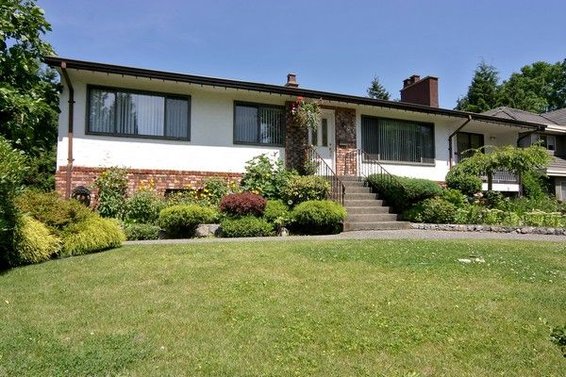 342 West 19th Street, North Vancouver