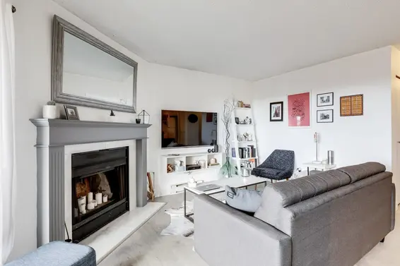 Living Room - 5-220 East 4th Street, North Vancouver  