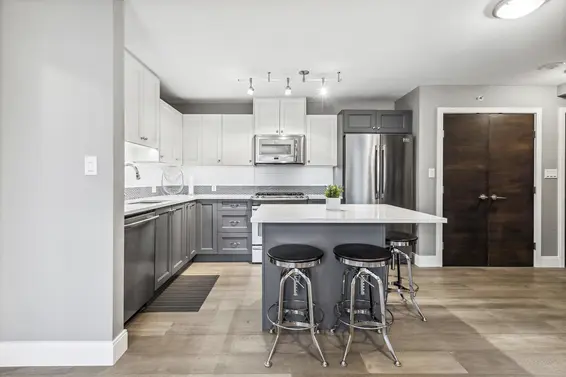 702 155 West 1st Street, North Vancouver For Sale - image 10