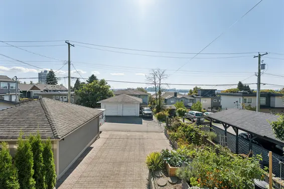 2 221 West 6th Street, North Vancouver For Sale - image 54