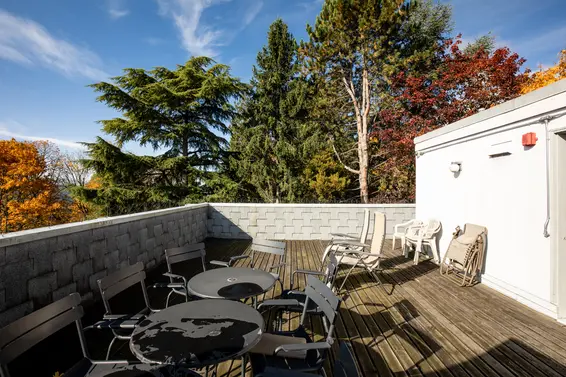 roof deck 2 - 307-360 East 2nd Street, North Vancouver  