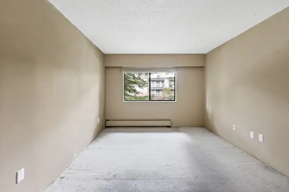 302 1515 Chesterfield Avenue, North Vancouver For Sale - image 13