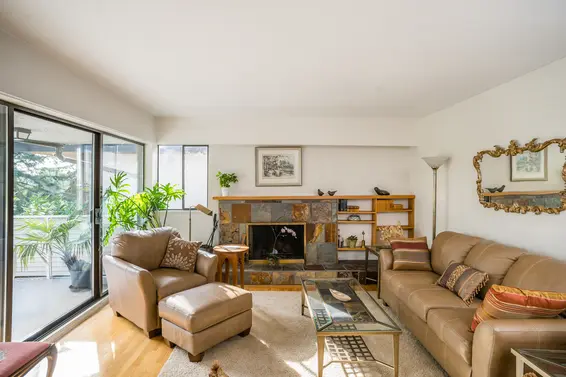 1174 Shavington Street, North Vancouver For Sale - image 2