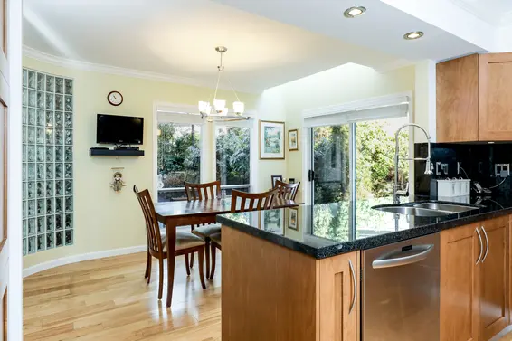 Eating Area/Kitchen - 5-1001 Northlands Drive  
