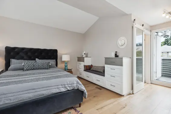 1585 Bowser Avenue, North Vancouver For Sale - image 14