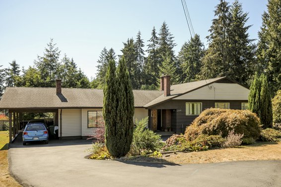 3720 Riviere Place, North Vancouver