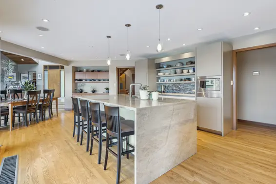 2022 Blairview Avenue, North Vancouver For Sale - image 17