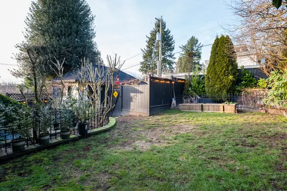 338 West 25th Street, North Vancouver For Sale - image 35