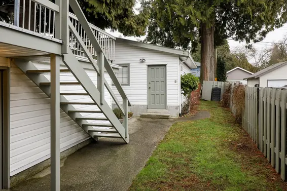 Yard - 2730 Eastern Avenue, North Vancouver  