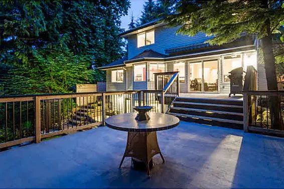 1374 Plateau Drive, North Vancouver