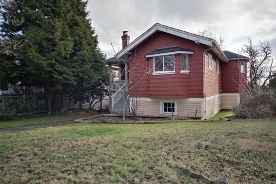 839 East 6th Street, North Vancouver