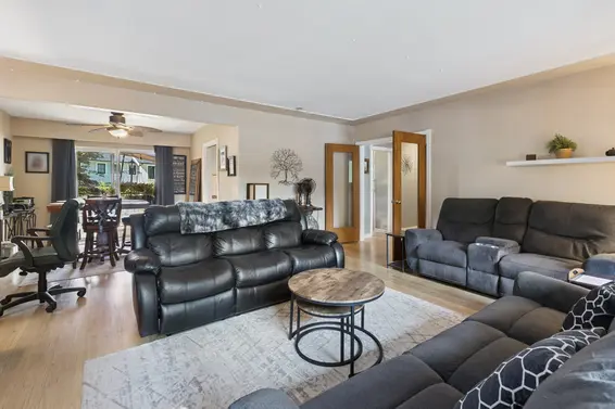 4379 Capilano Road, North Vancouver For Sale - image 4