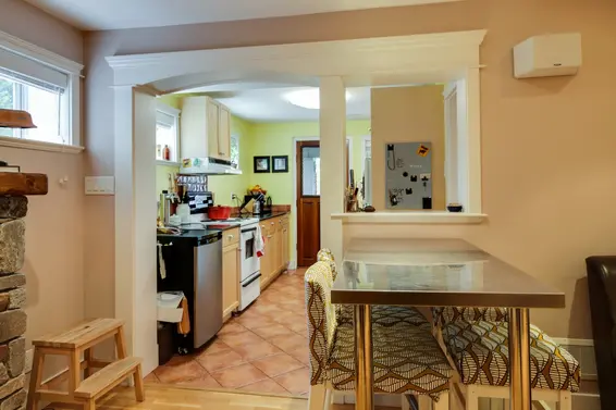 Suite eating area  