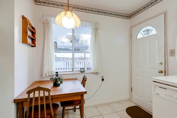 Eating Area - 1136 West 22nd Street, North Vancouver  
