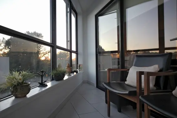 Solarium/Den  