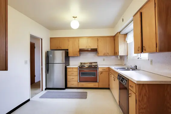 625 East 16th Street, North Vancouver For Sale - image 6
