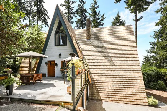 Patio - 440 Upper Bayview Road, Lions Bay  