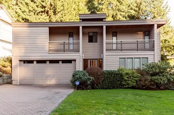 5372 Esperanza Drive, North Vancouver For Sale - image 1