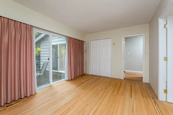 368 Newdale Court, North Vancouver For Sale - image 8