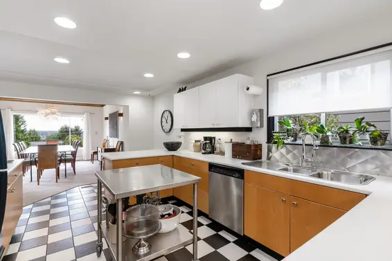 849 East 5th Street, North Vancouver For Sale - image 12