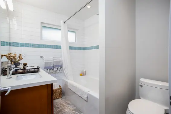 2178 Hyannis Drive, North Vancouver For Sale - image 25
