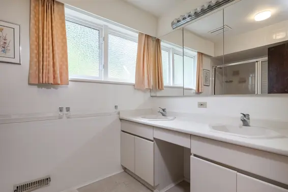 491 Monteray Avenue, North Vancouver For Sale - image 18