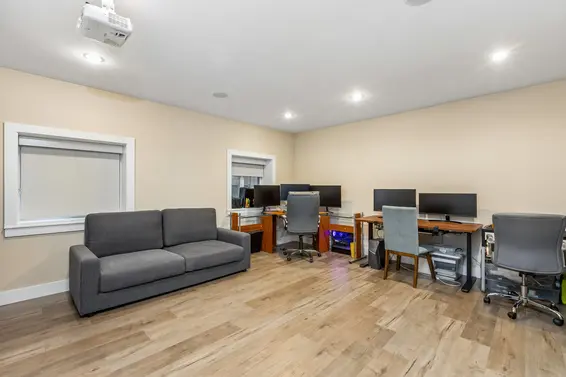 2553 Western Avenue, North Vancouver For Sale - image 39