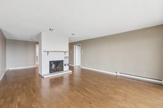 8 2206 Folkestone Way, West Vancouver For Sale - image 36