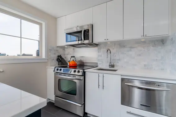 1205 121 West 15th Street, North Vancouver For Sale - image 13