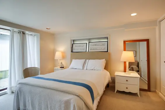 125 Carisbrooke Crescent, North Vancouver For Sale - image 22