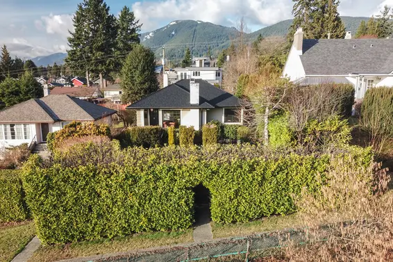 338 West 25th Street, North Vancouver For Sale - image 1