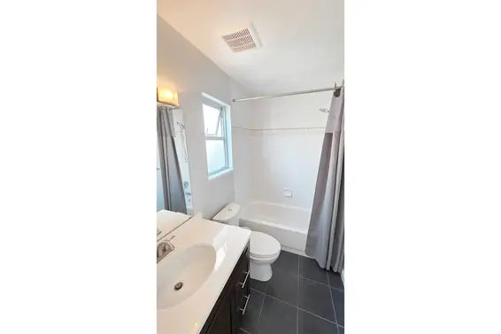 303 131 West 20th Street, North Vancouver For Sale - image 24