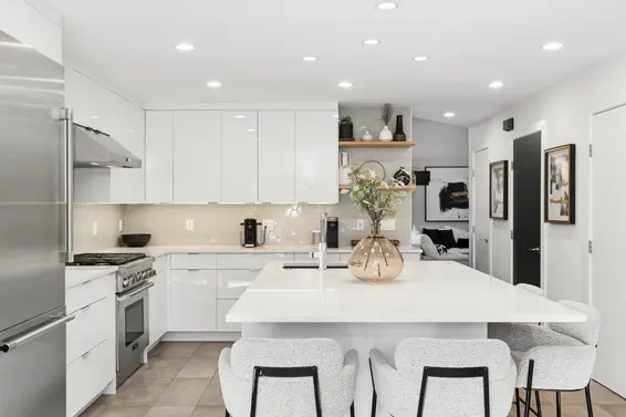 5 1550 Larkhall Crescent, North Vancouver For Sale - image 8