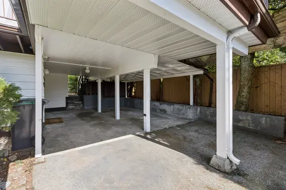 702 Winona Avenue, North Vancouver For Sale - image 41