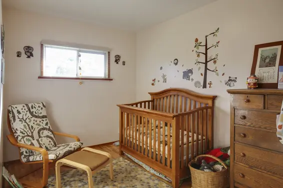 1621 Sutherland Avenue, North Vancouver For Sale - image 7