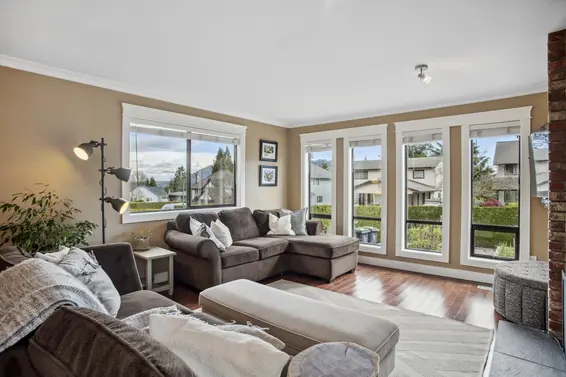 4054 Cummins Place, North Vancouver For Sale - image 15
