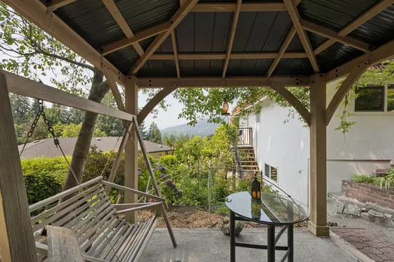 704 Maurelle Court, North Vancouver For Sale - image 46