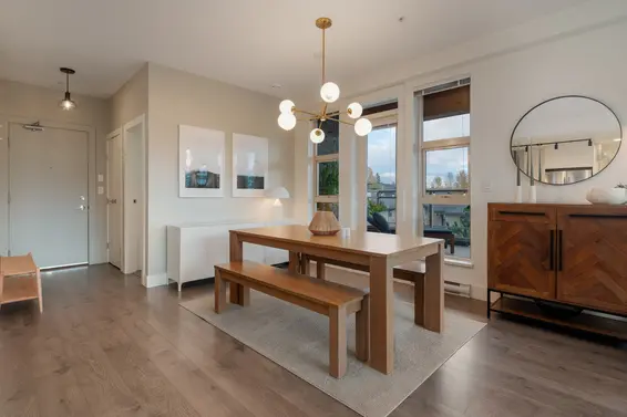 202 3602 Aldercrest Drive, North Vancouver For Sale - image 3