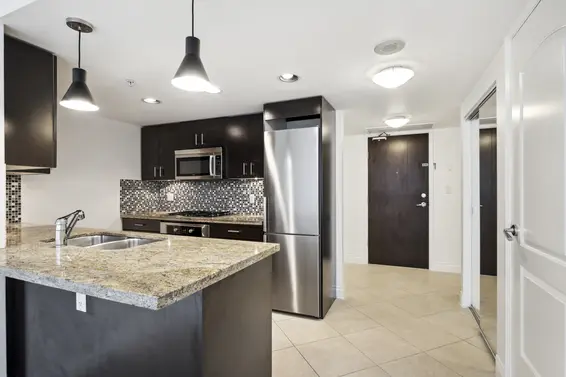 403 133 East Esplanade, North Vancouver For Sale - image 9