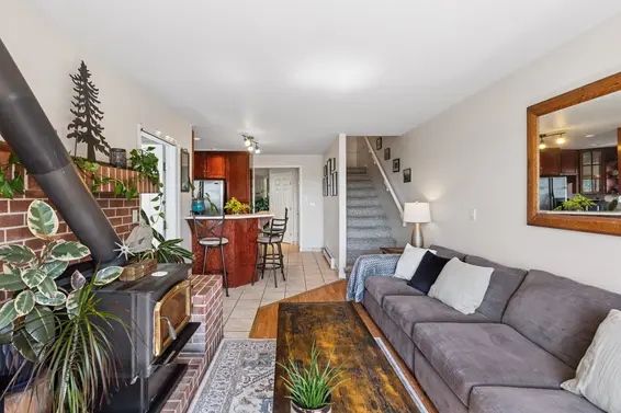 407 East 1st Street, North Vancouver For Sale - image 9