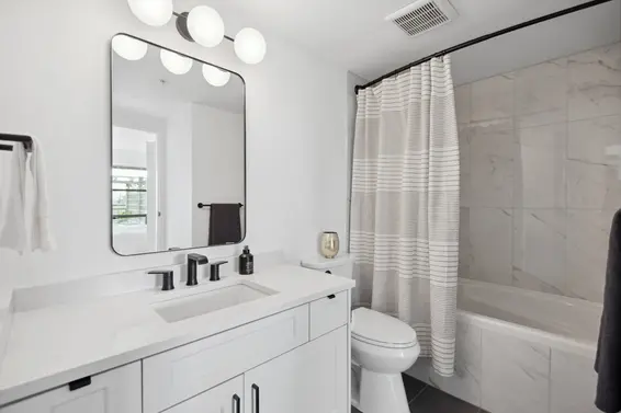 201 124 West 3rd Street, North Vancouver For Sale - image 17